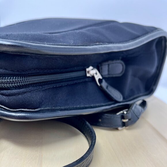 COACH  Vintage 1998 Black Neoprene Leather Small Backpack w/hangtag - Picture 3 of 13